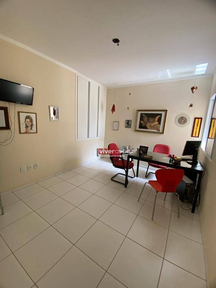 Casa, 3 quartos, 131 m² - Foto 2