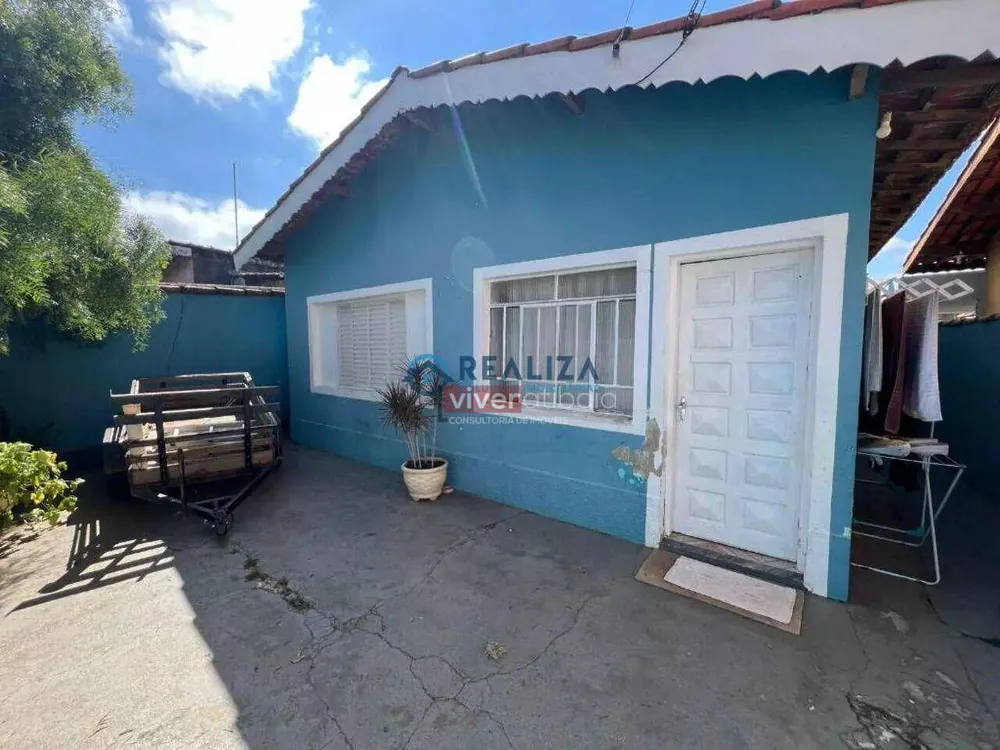 Casa, 6 quartos, 220 m² - Foto 4