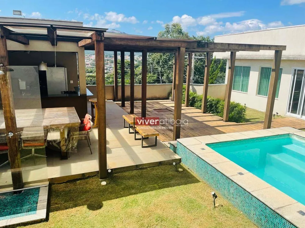 Casa, 3 quartos, 291 m² - Foto 1