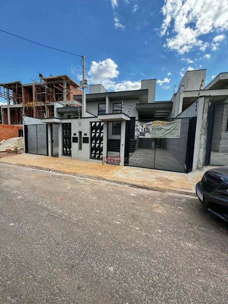 Casa, 3 quartos, 137 m² - Foto 2