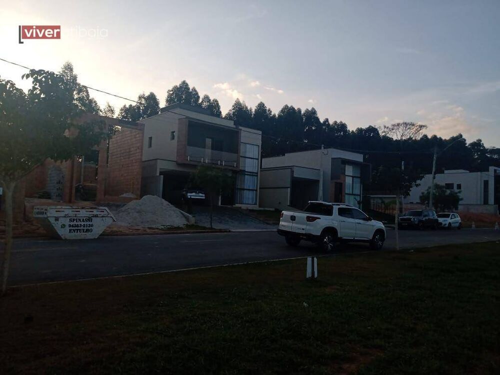 Loteamento e Condomínio, 360 m² - Foto 1