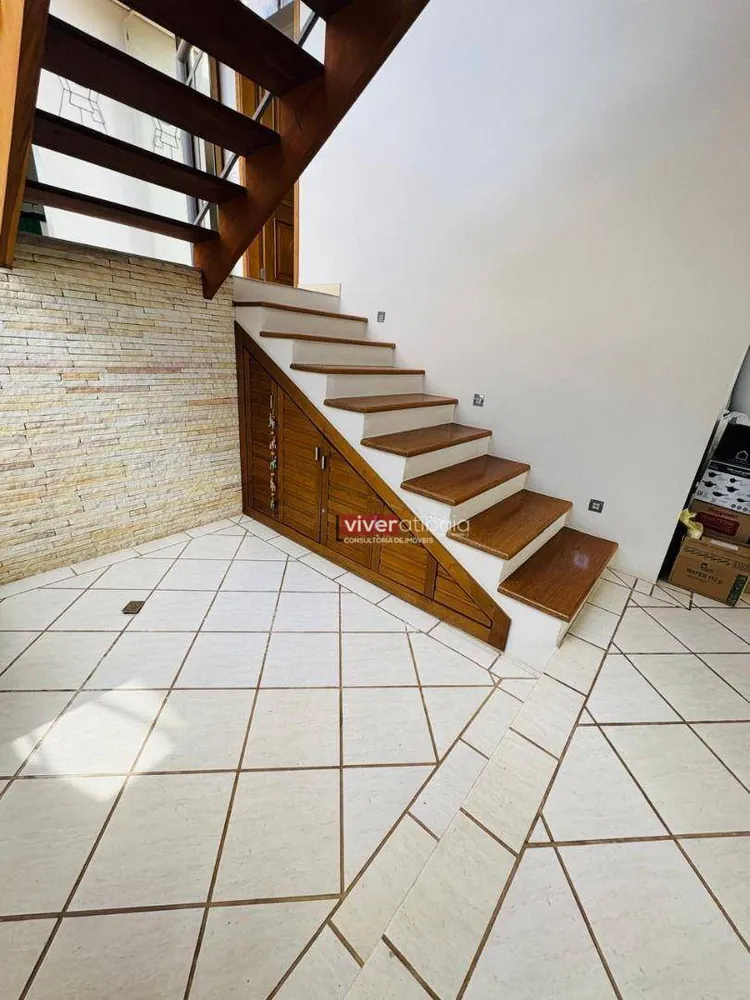 Casa, 3 quartos, 321 m² - Foto 4