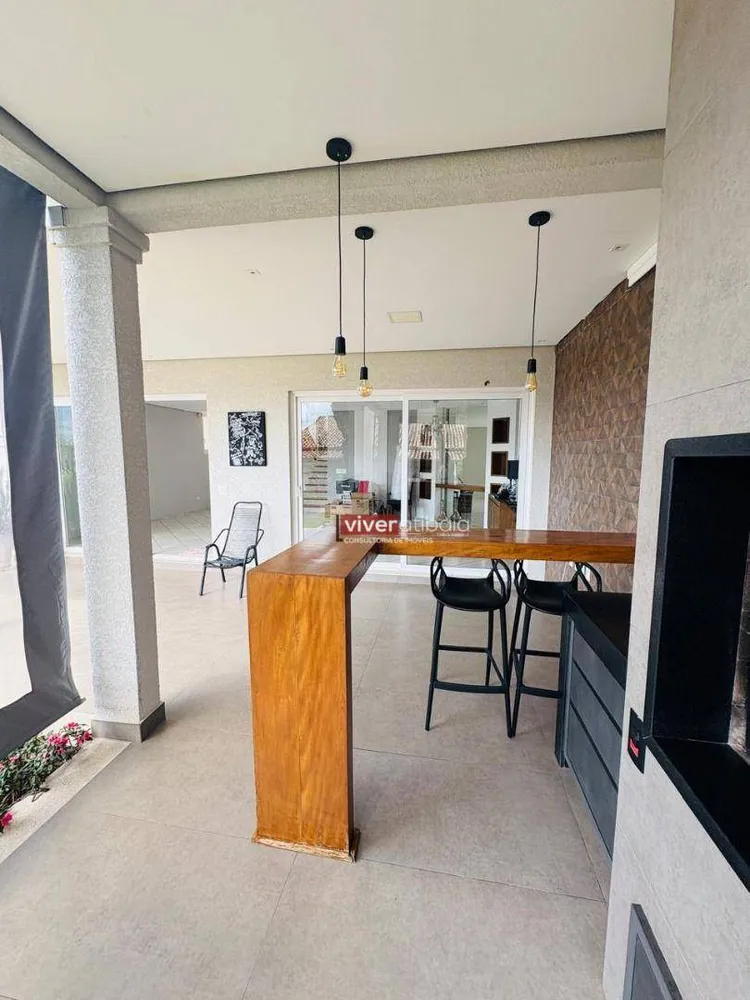 Casa, 3 quartos, 321 m² - Foto 1