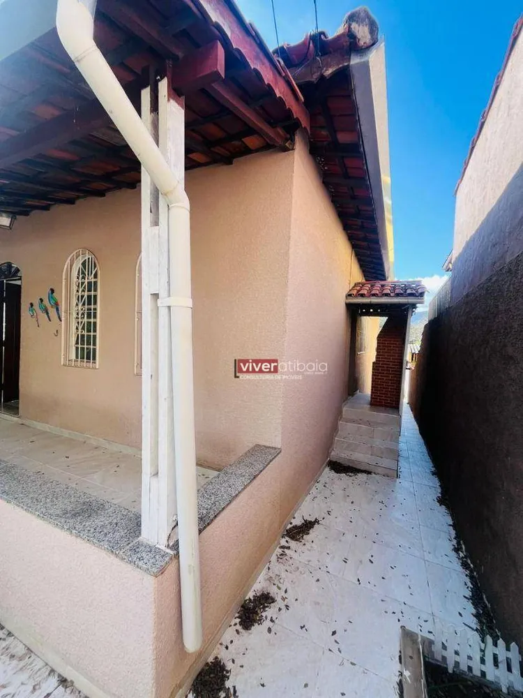Casa, 3 quartos, 245 m² - Foto 2