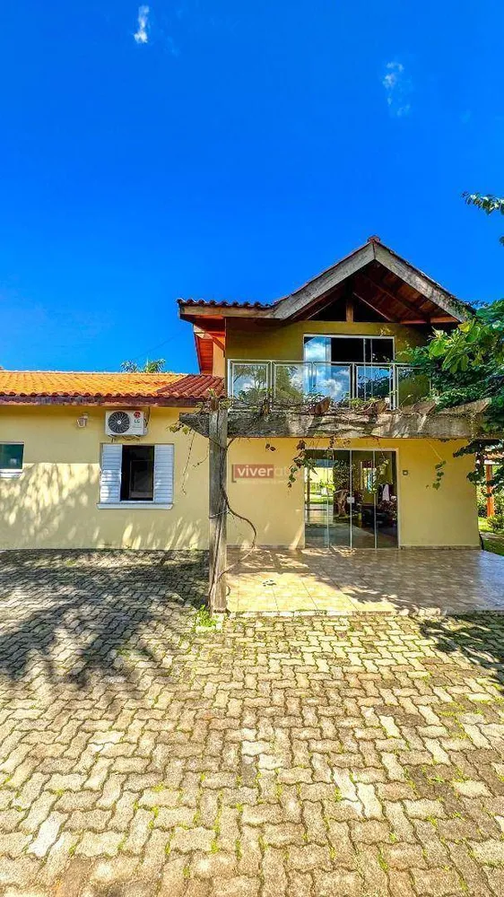 Chácara, 4 quartos, 1432 m² - Foto 4