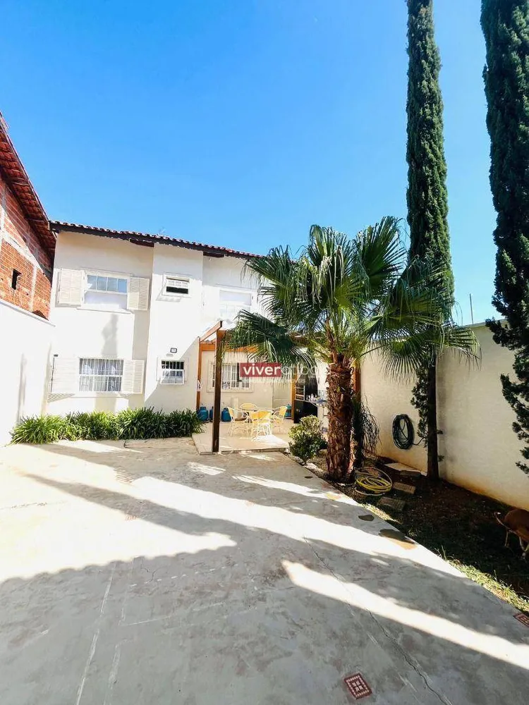Casa, 3 quartos, 209 m² - Foto 2