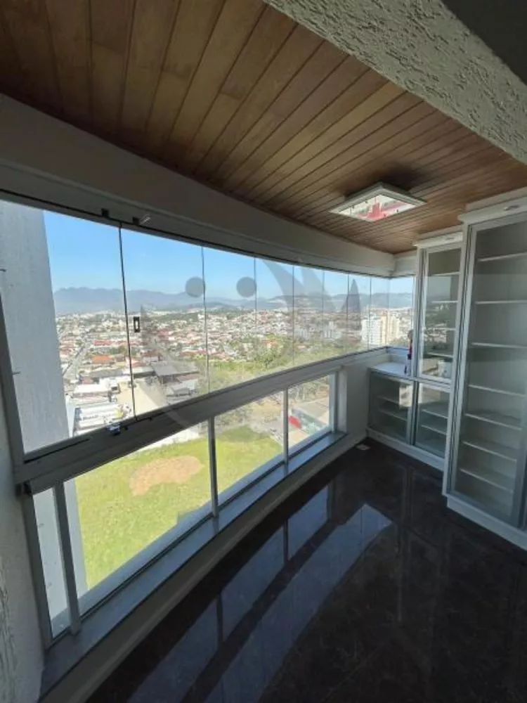 Cobertura à venda com 3 quartos, 166m² - Foto 4