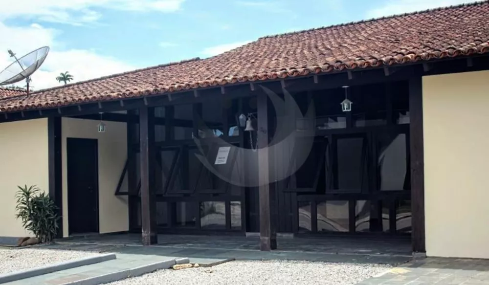 Casa para alugar com 3 quartos, 261m² - Foto 3