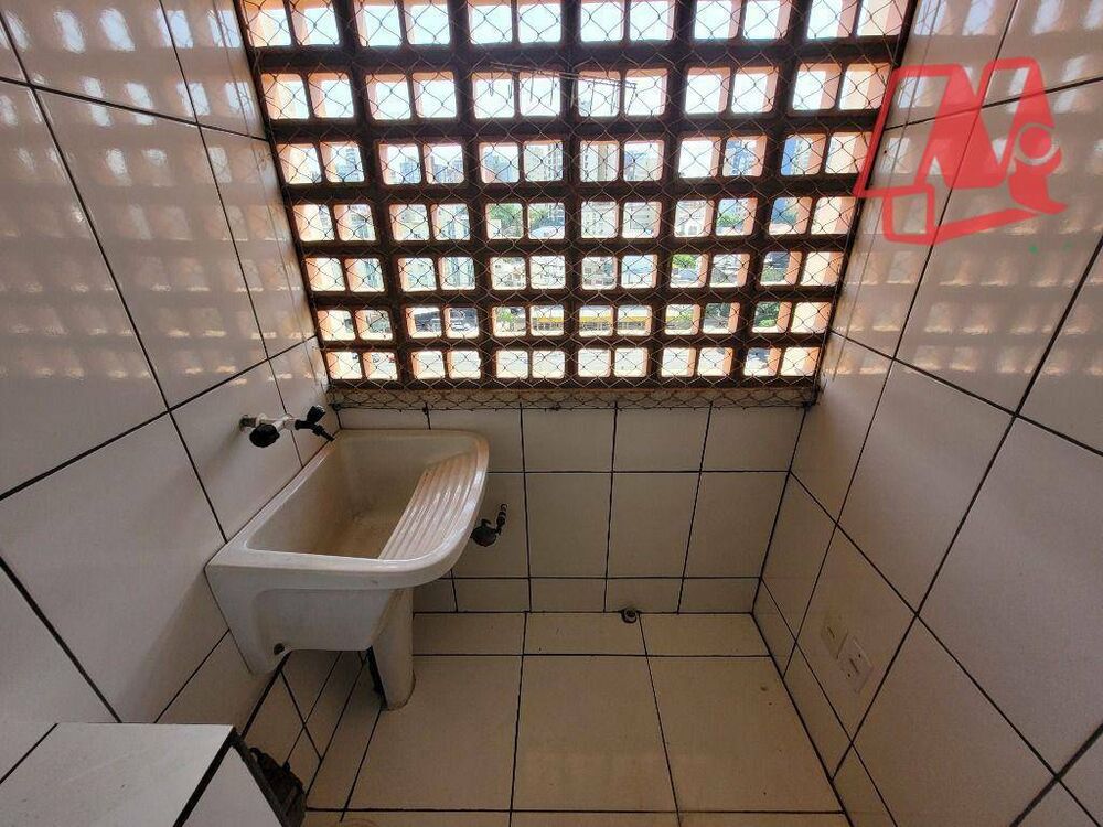 Apartamento à venda com 2 quartos, 72m² - Foto 5