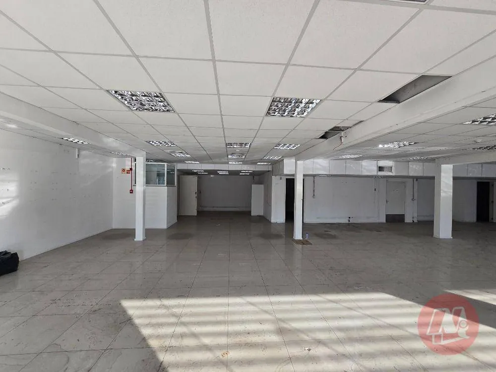 Loja-Salão, 560 m² - Foto 1