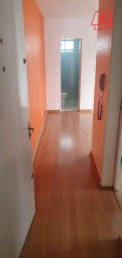 Apartamento à venda com 1 quarto, 38m² - Foto 2