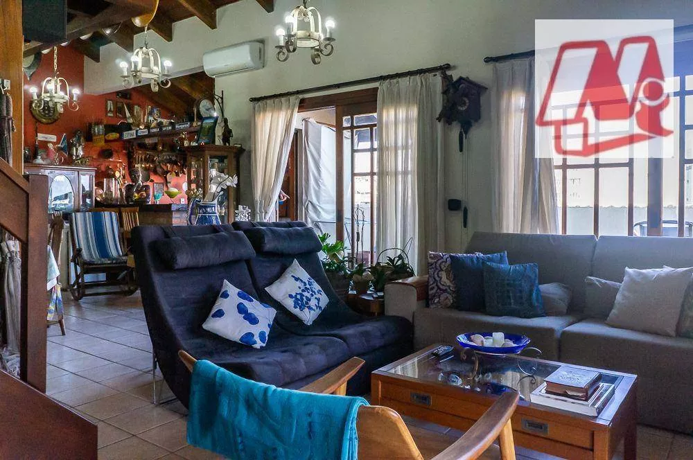 Cobertura, 3 quartos, 295 m² - Foto 1