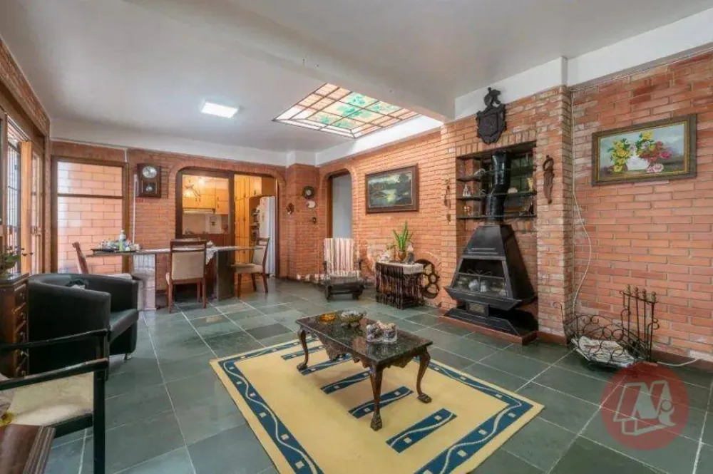 Casa, 3 quartos, 299 m² - Foto 1