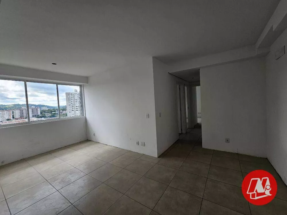 Apartamento para alugar com 3 quartos, 74m² - Foto 2