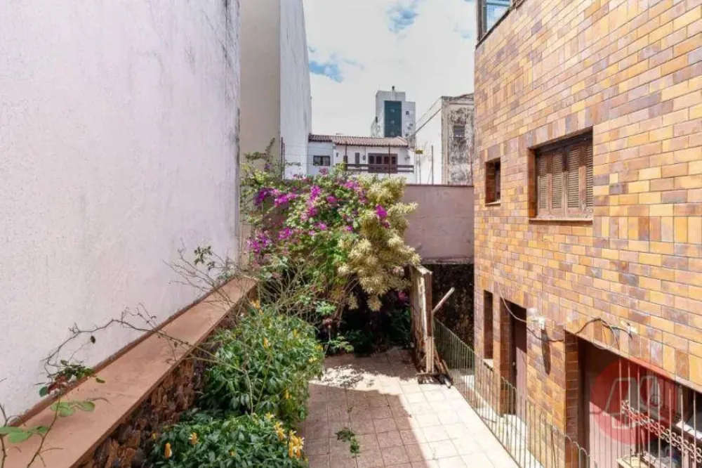 Casa, 3 quartos, 253 m² - Foto 2