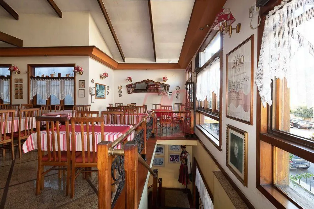 Casa, 3 quartos, 272 m² - Foto 4