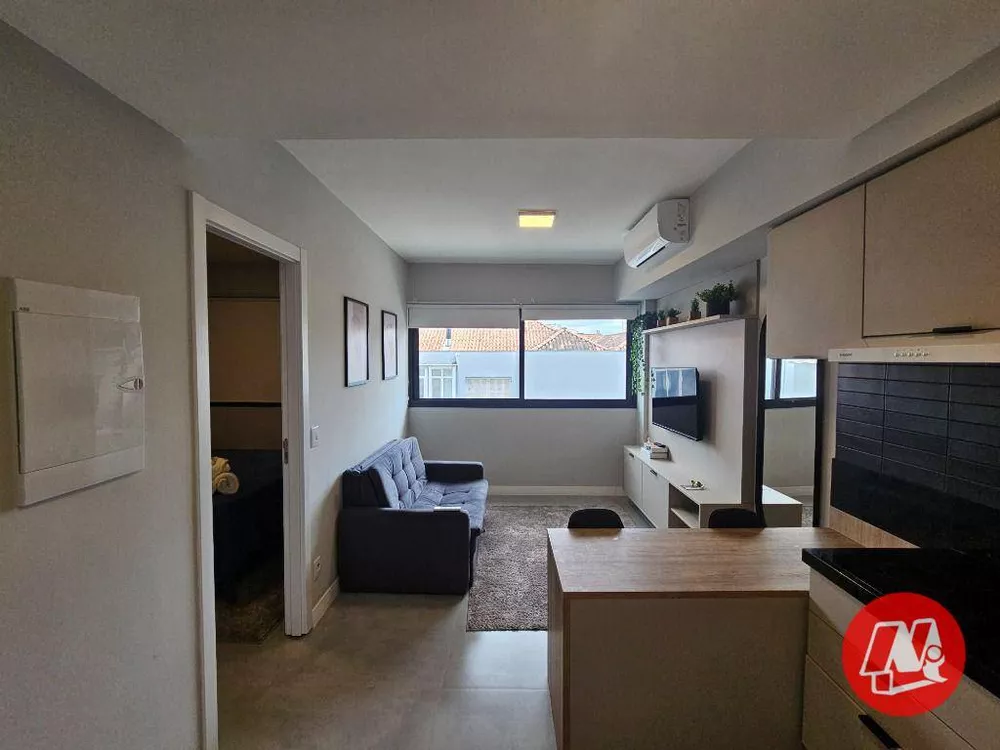 Apartamento para alugar com 1 quarto, 33m² - Foto 1