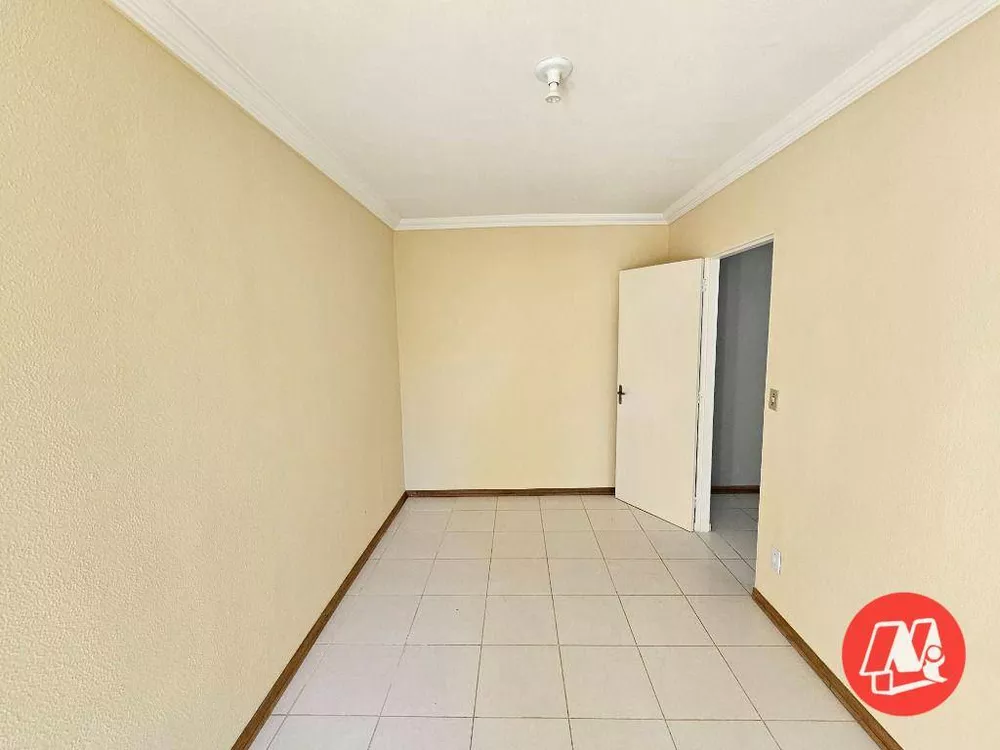 Apartamento à venda com 1 quarto, 37m² - Foto 2