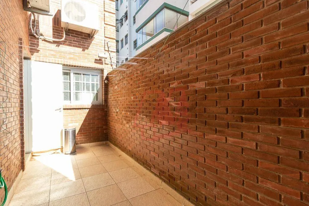 Casa, 4 quartos, 727 m² - Foto 1