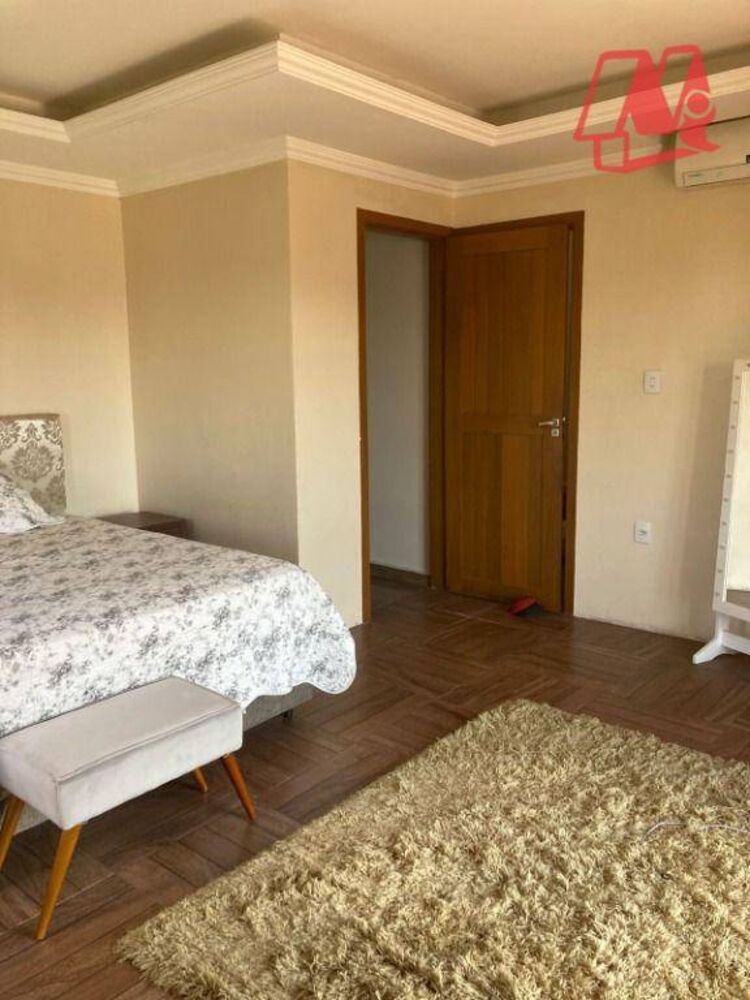 Casa, 3 quartos, 234 m² - Foto 3