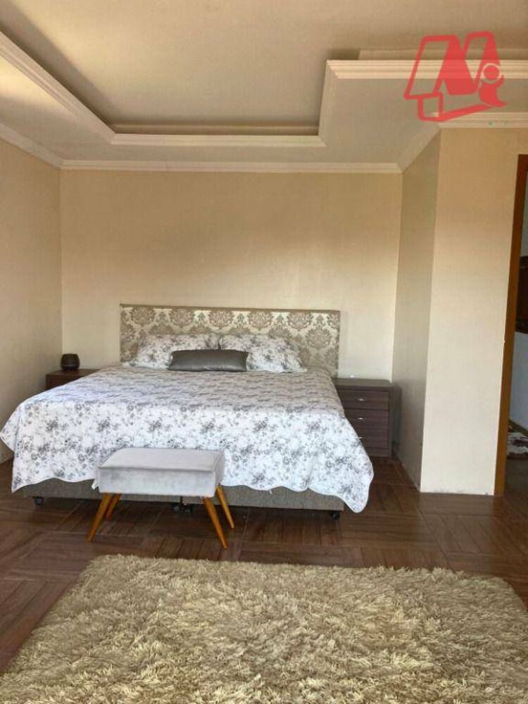 Casa, 3 quartos, 234 m² - Foto 8