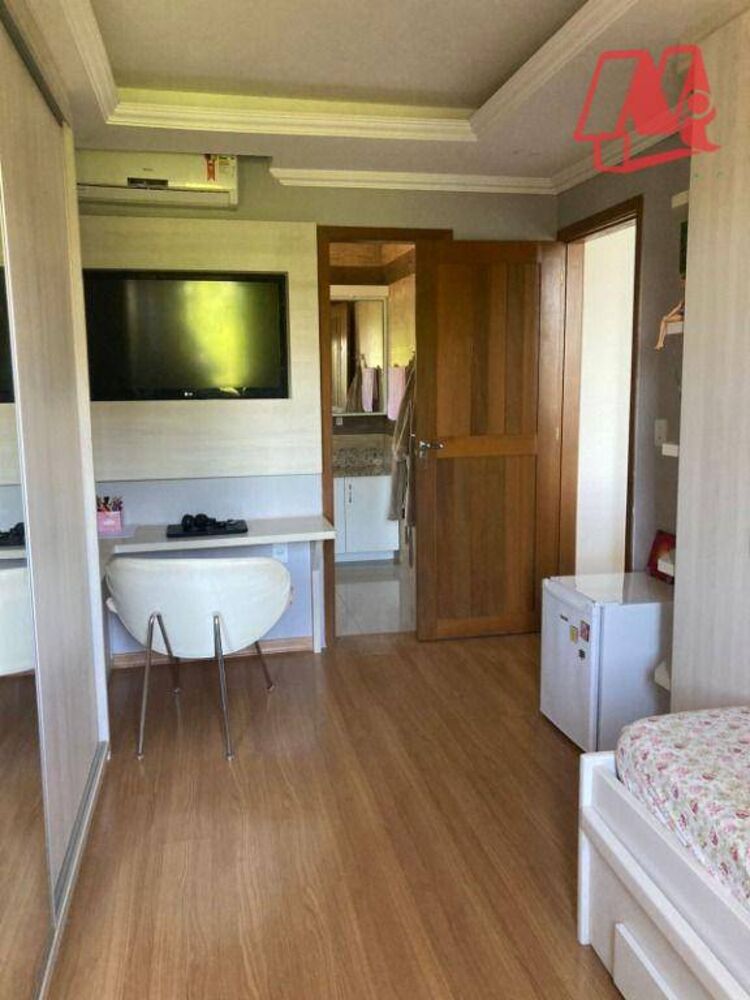 Casa, 3 quartos, 234 m² - Foto 13