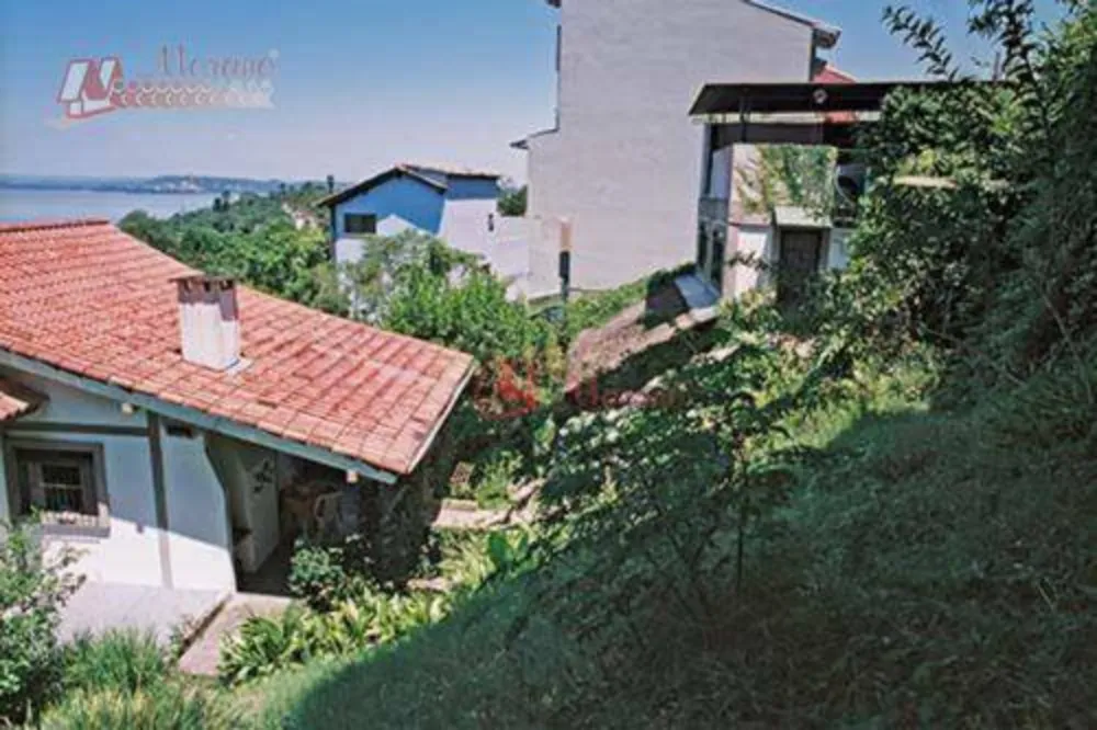 Casa, 3 quartos, 258 m² - Foto 2