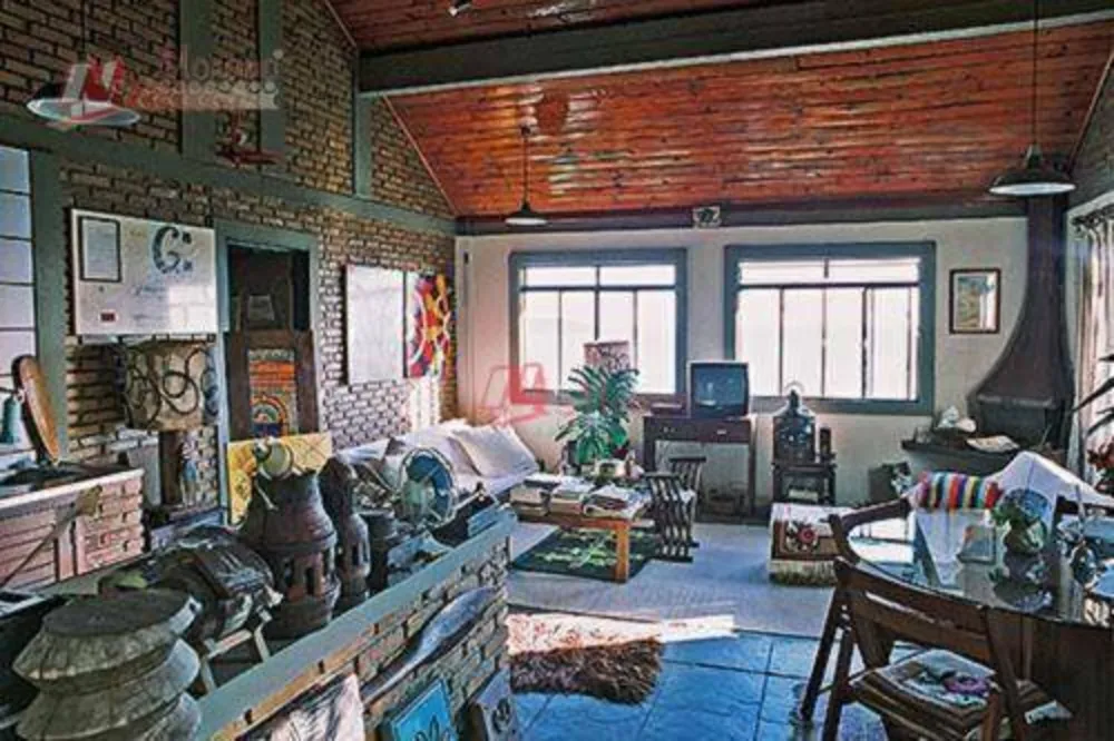 Casa, 3 quartos, 258 m² - Foto 4