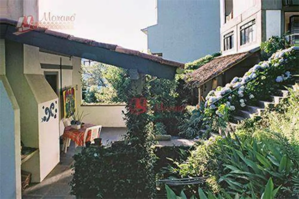 Casa, 3 quartos, 258 m² - Foto 3