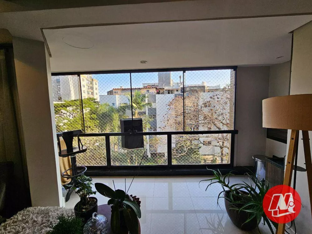 Apartamento à venda e aluguel com 3 quartos, 136m² - Foto 4