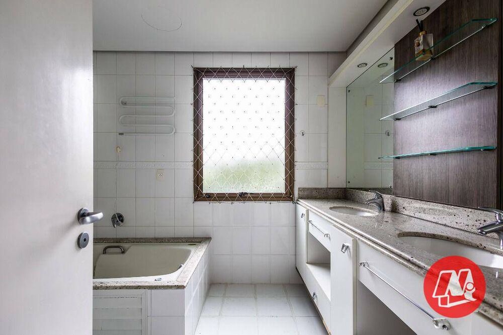 Apartamento, 4 quartos, 222 m² - Foto 1