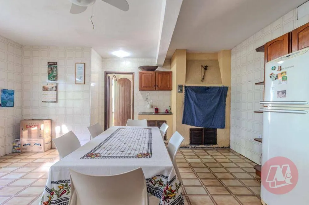Casa, 5 quartos, 270 m² - Foto 3