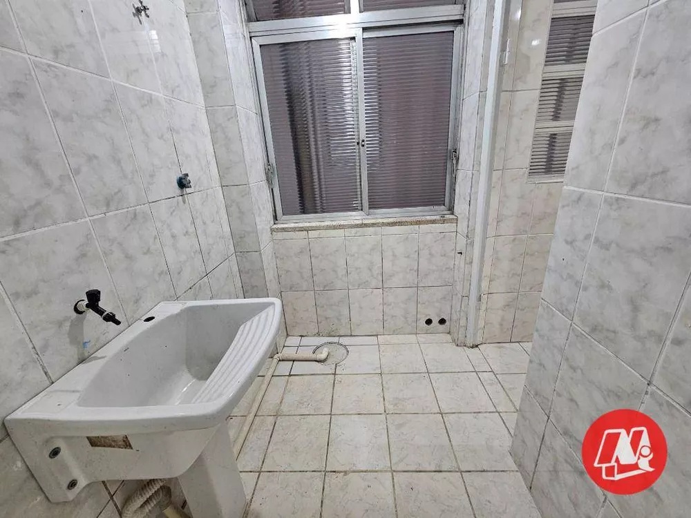 Apartamento para alugar com 2 quartos, 80m² - Foto 4