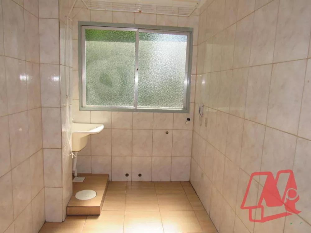 Apartamento à venda com 2 quartos, 47m² - Foto 4