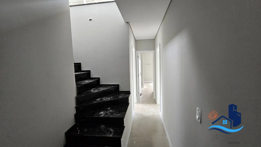 Cobertura, 3 quartos, 197 m² - Foto 2