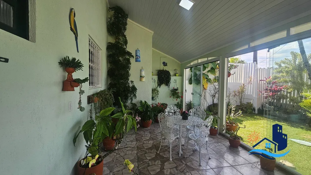 Casa, 4 quartos, 294 m² - Foto 1