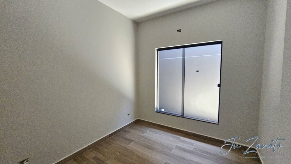 Casa à venda com 3 quartos, 82m² - Foto 3