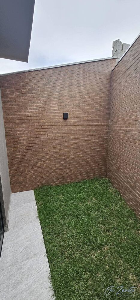 Casa à venda com 3 quartos, 82m² - Foto 4