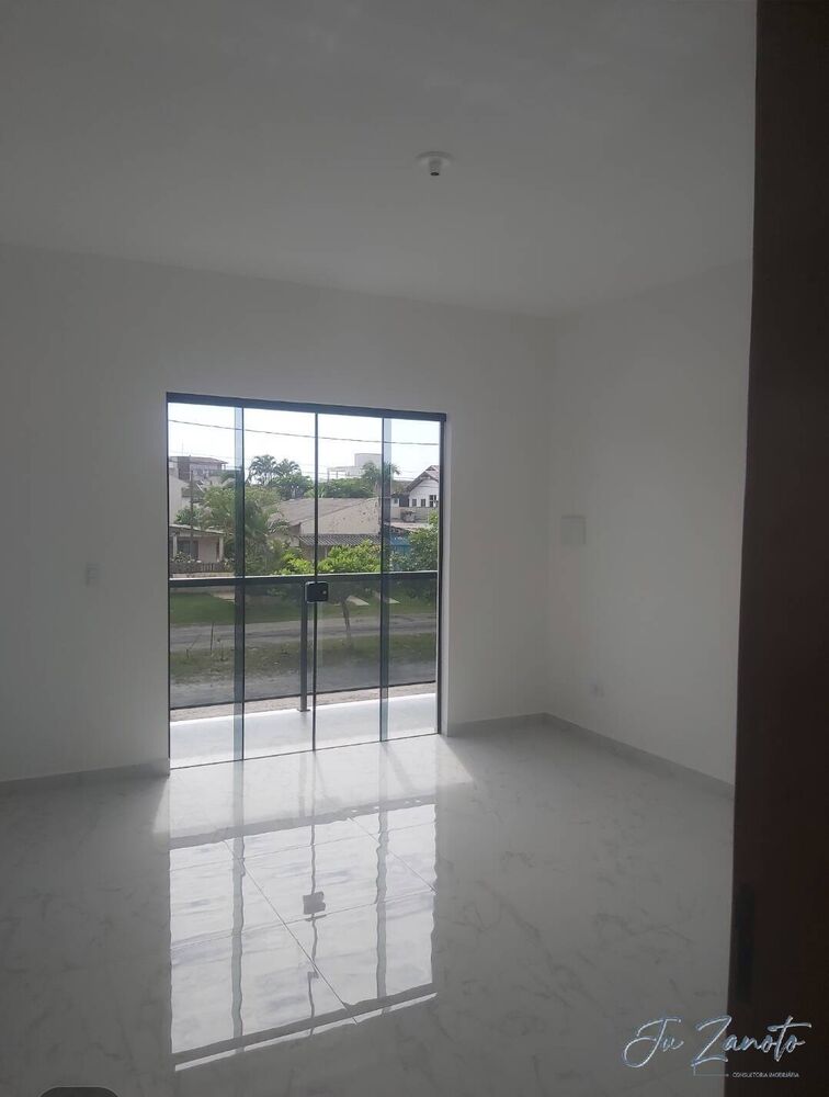 Casa à venda com 3 quartos, 136m² - Foto 3