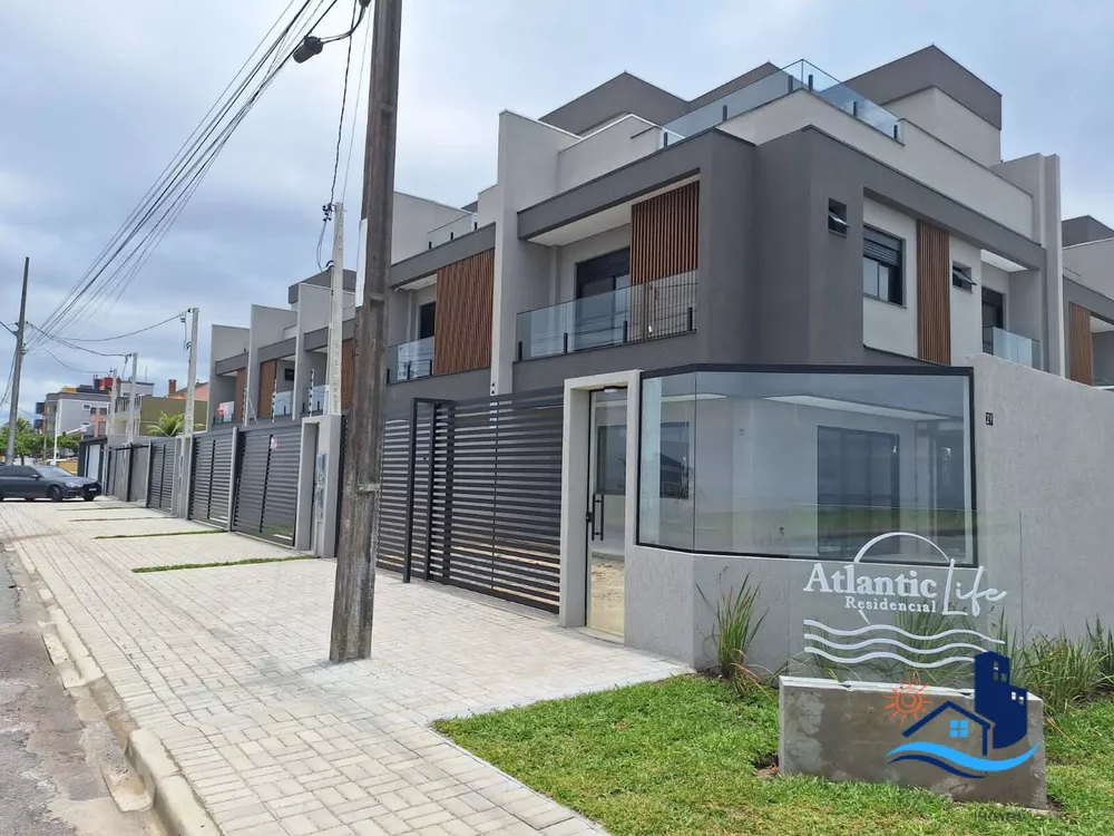 Sobrado à venda com 4 quartos, 175m² - Foto 1