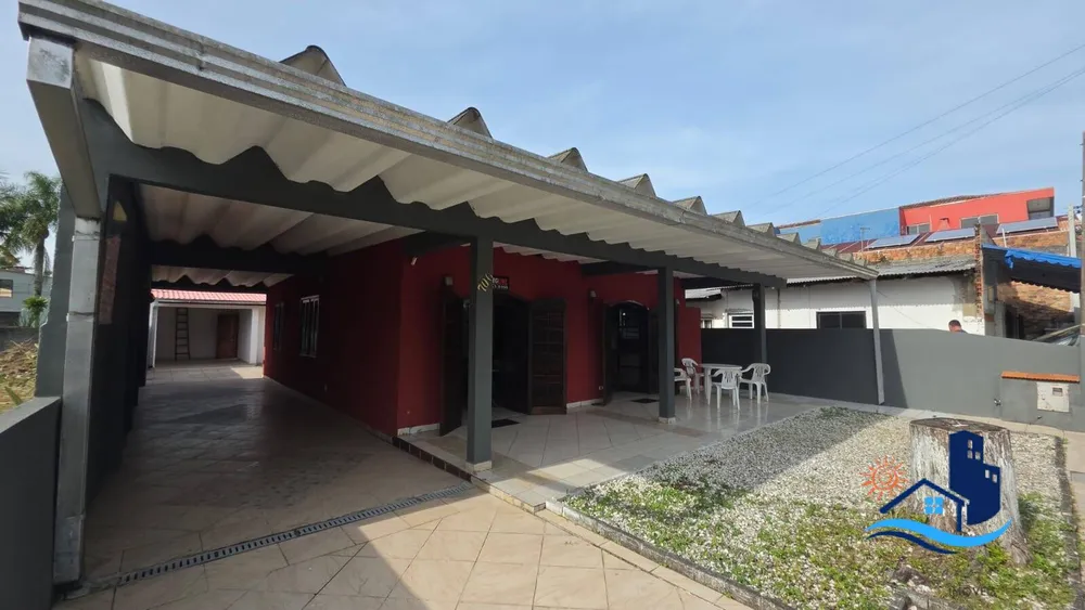 Casa, 5 quartos, 165 m² - Foto 1