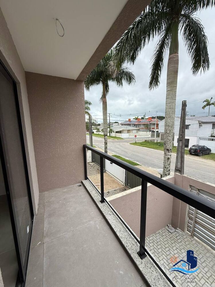 Casa à venda com 3 quartos, 167m² - Foto 2