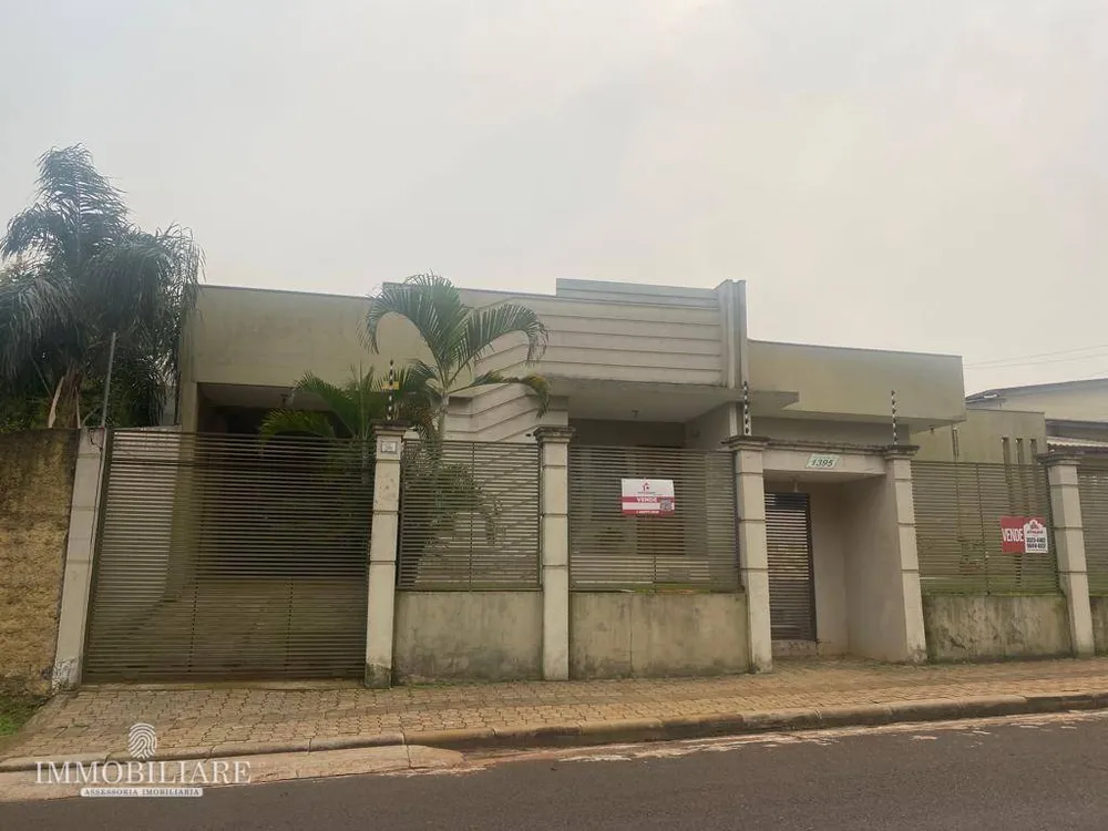 Casa, 2 quartos, 413 m² - Foto 1