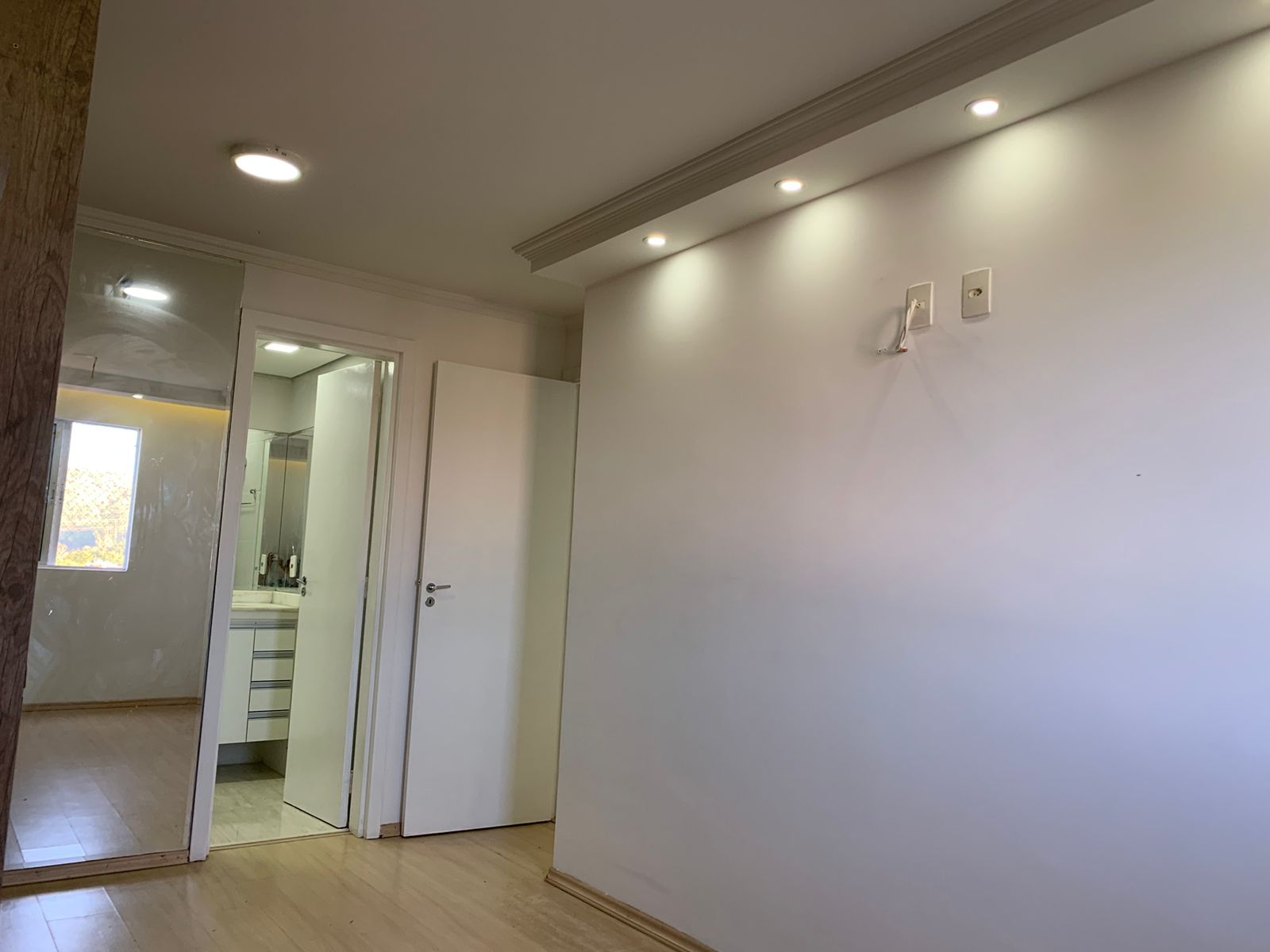 Apartamento à venda com 3 quartos, 73m² - Foto 4