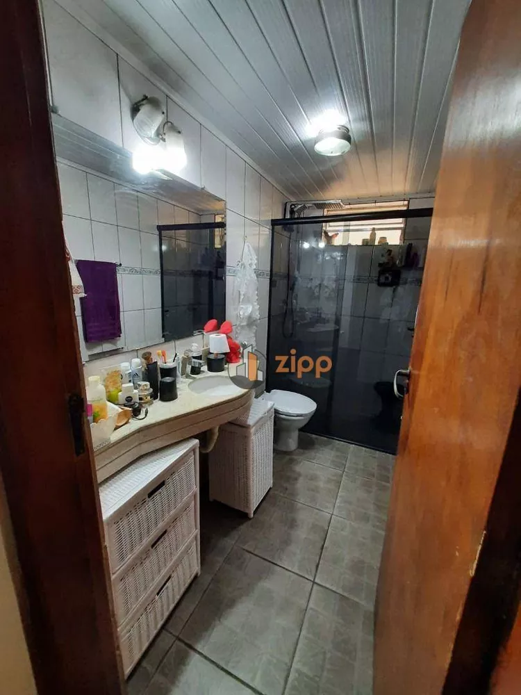 Apartamento à venda com 3 quartos, 100m² - Foto 4