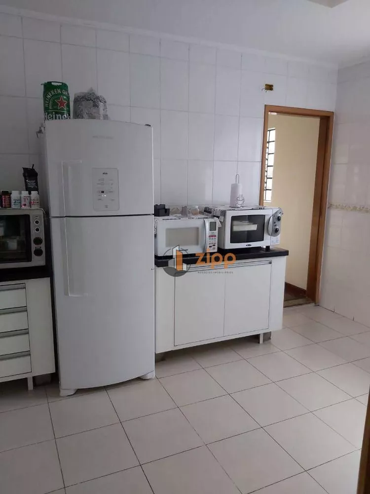 Casa à venda com 3 quartos, 280m² - Foto 4