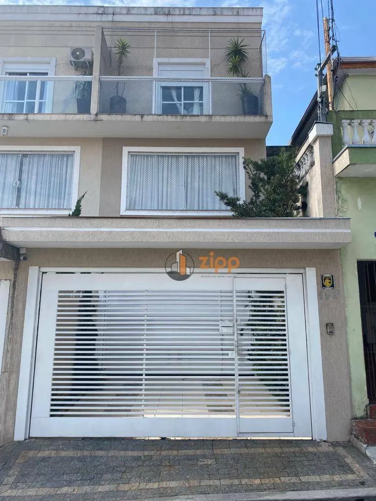 Sobrado, 3 quartos, 240 m² - Foto 1
