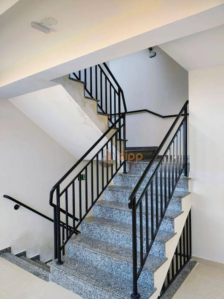 Apartamento, 1 quarto, 27 m² - Foto 2