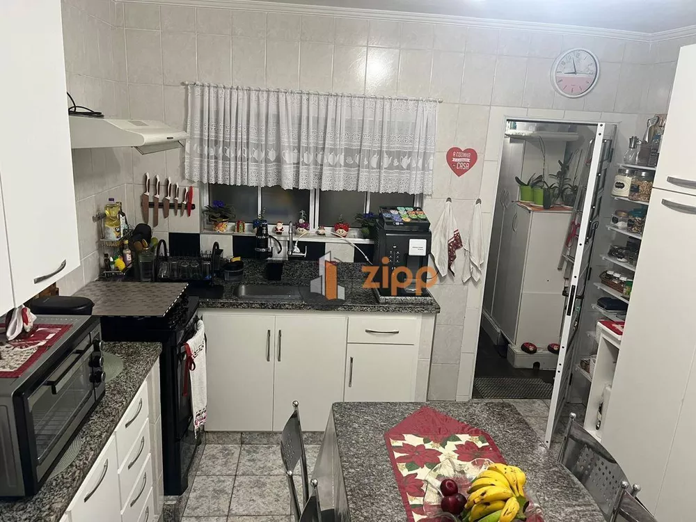 Sobrado à venda com 4 quartos, 174m² - Foto 3