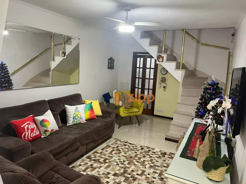 Sobrado à venda com 4 quartos, 174m² - Foto 1